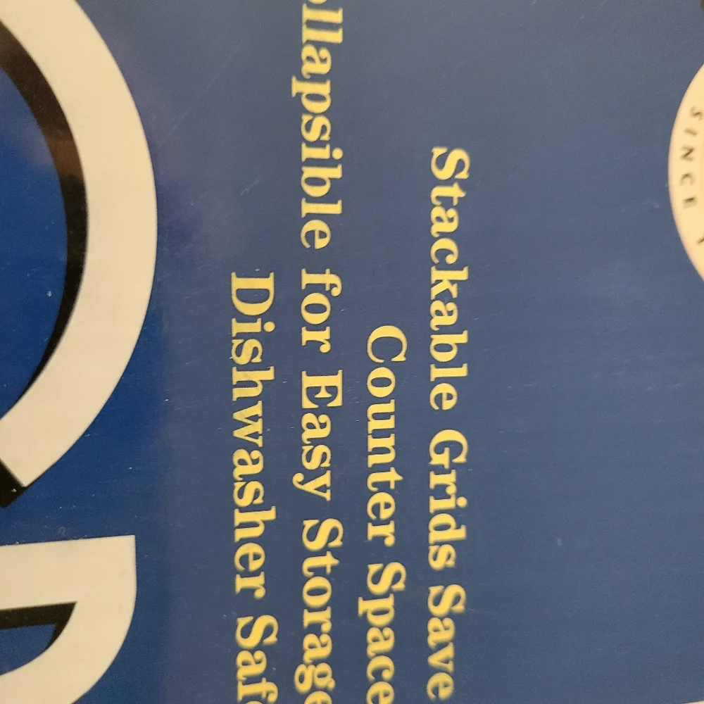 Wilton Black Non-Stick Stackable Cooling Racks - Picture 4 of 7